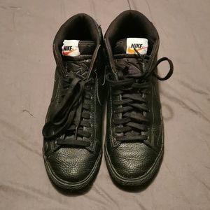 Nike Blazer Mid PRM Premium Triple Black Leather Gum Size 9